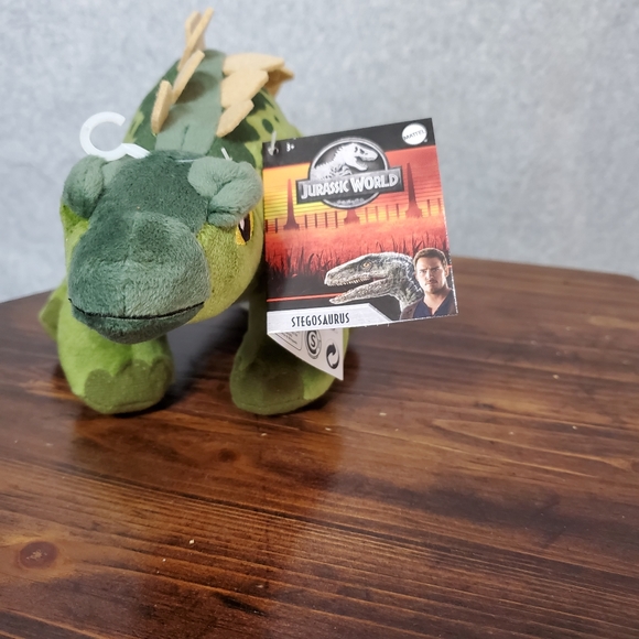 Jurassic World Stegosaurus Dino Stuffed Plush Mattel NEW Dinosaur 11 In - Picture 5 of 7
